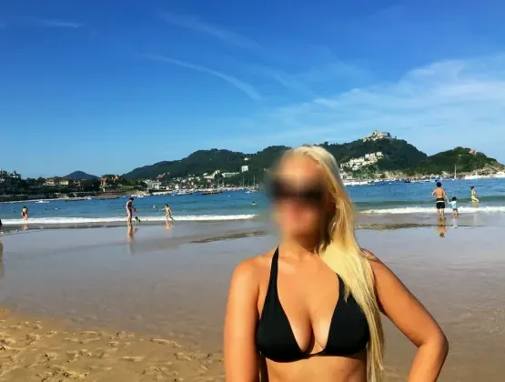 Helena, 35