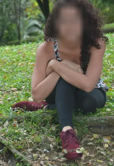 Helena, 38