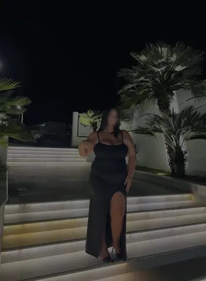 Lucia, 18
