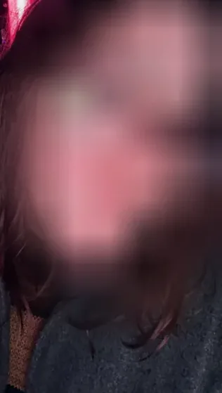 Viktoria, 24